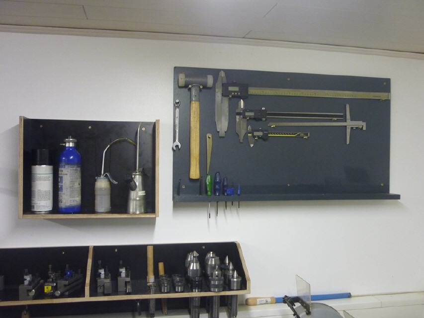 Neue Regale f&uuml;r besseres Arbeiten