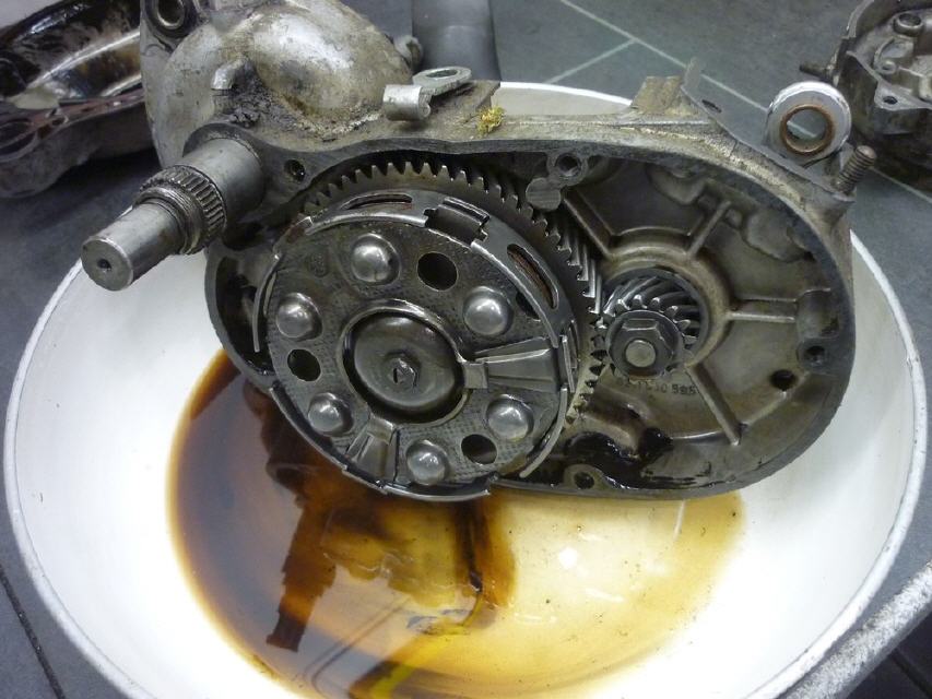 Er hat schon den Zahnantreib anstelle einer Kette